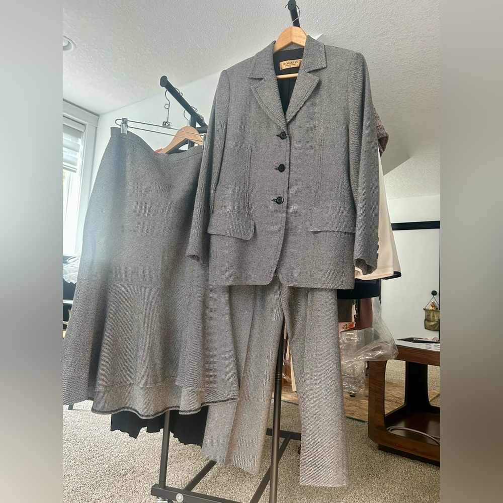 Vintage Bogato International • 3-Piece Wool Blend Suit • Blazer, Pants & Skirt 8